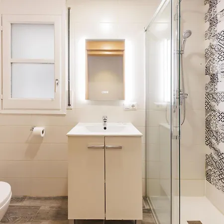 Bravissimo Pons I Martí Baix, 1-bedroom Apartamento